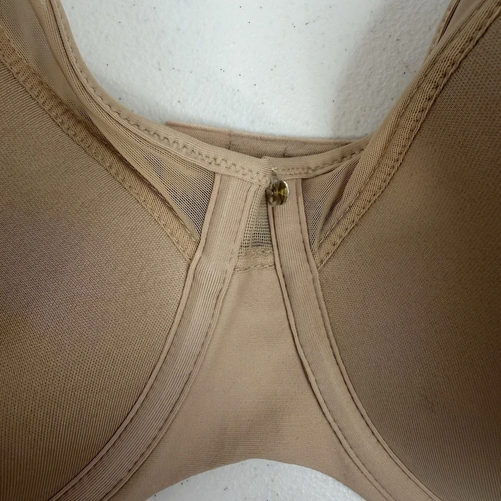 Bali 42DD Bra One Smooth U Ultra Light Shaping‎ Underwire 3439 Full Coverage Tan